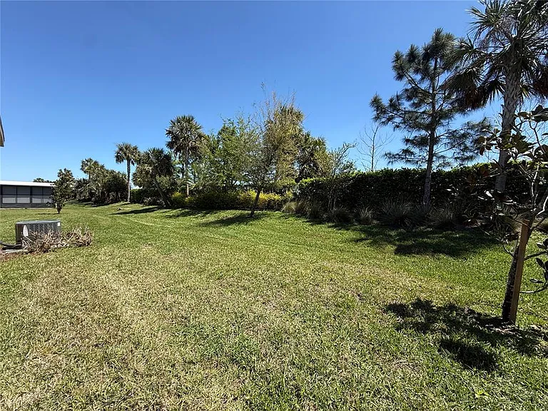 3060 Mountain Spruce Ter — Photo 43