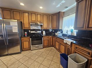 6161 Bancroft Ave, Oakland, CA 94605