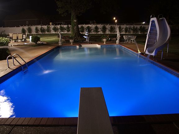 5th image of 366 Bellemeade Dr