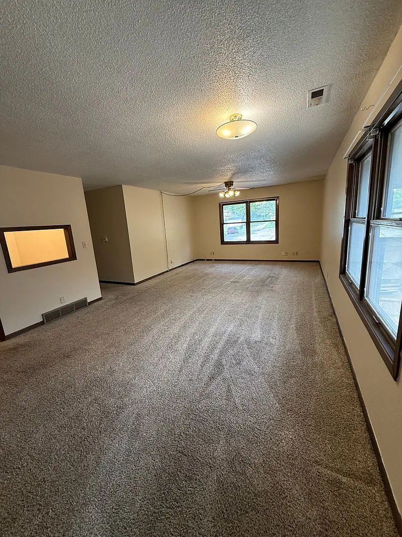 812 North 7th Street — Photo 1