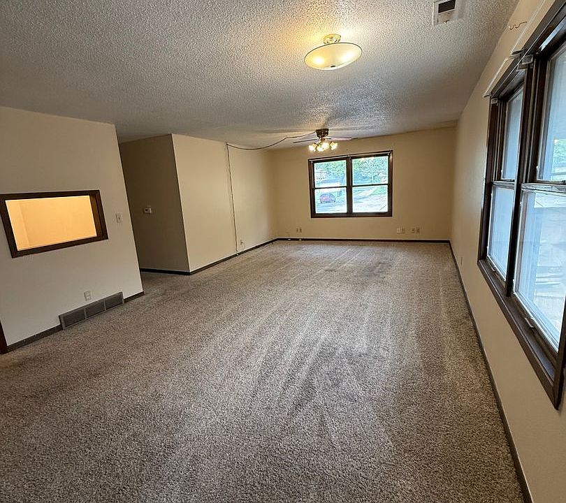 1st image of 812 N 7th St APT 5