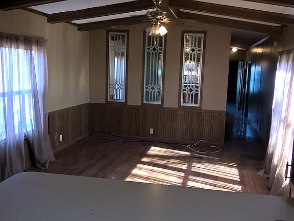 3rd image of 4520 Chapel Hill Dr