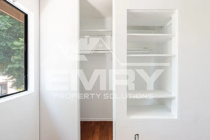 9781 Karmont Ave — Photo 17