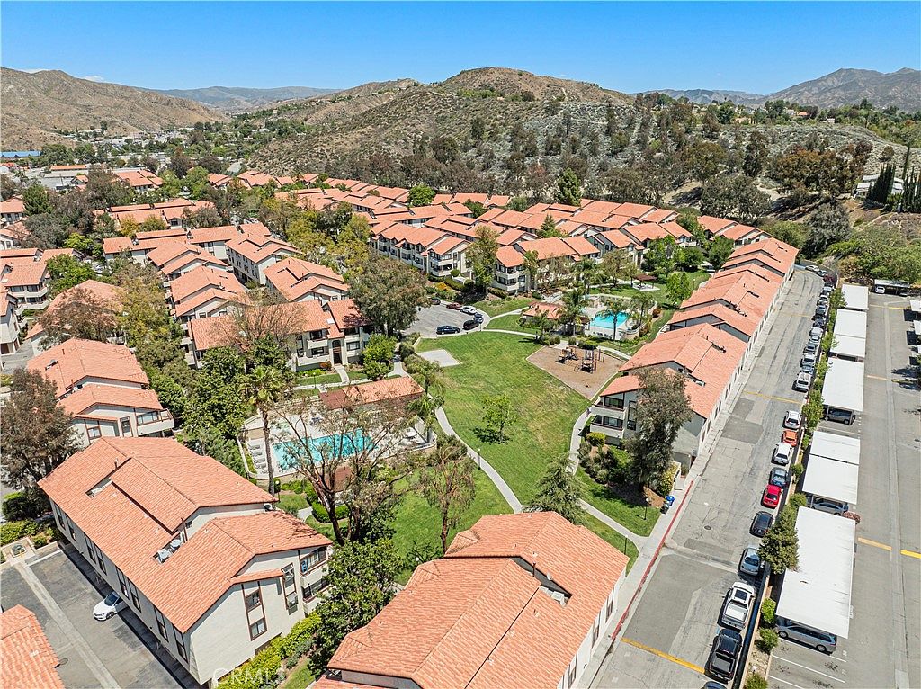 18142 Sundowner Way UNIT 1164, Santa Clarita, CA 91387 | Zillow