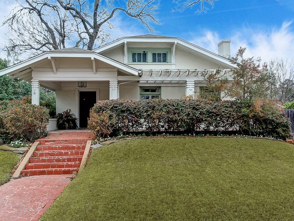 1st image of 1916 Hillcrest St