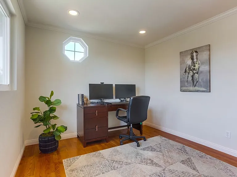 10730 Carillon Ct — Photo 41