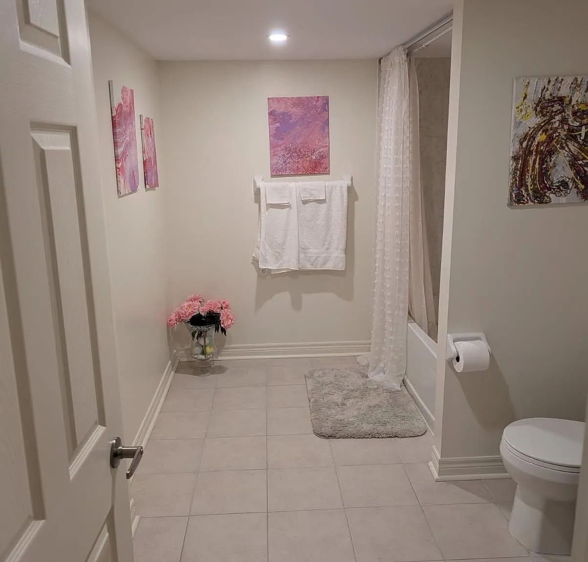2 bed, $2,000 — Photo 4