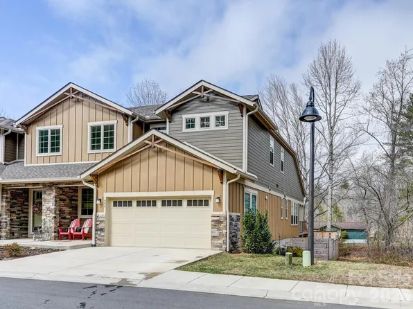 554 Sweet Birch Park Ln, Black Mountain, NC 28711