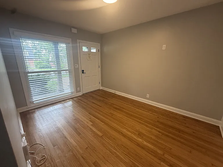 2815 Acklen Ave — Photo 6