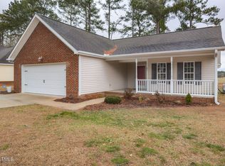 81 Dawn Ave, Four Oaks, NC 27524