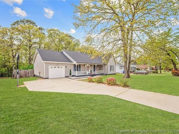 6301 Lakehaven Dr, Fayetteville, NC 28304