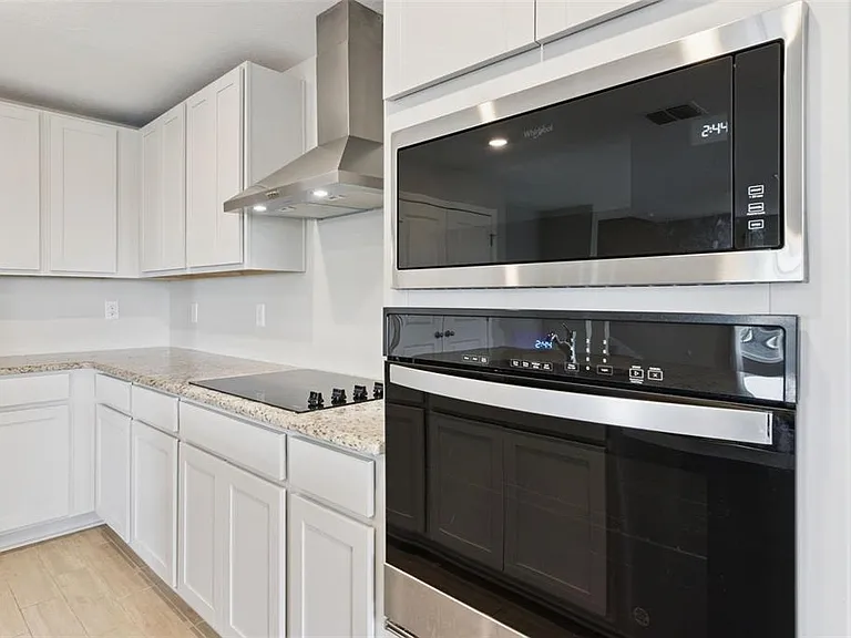 5580 Maddie Dr — Photo 16