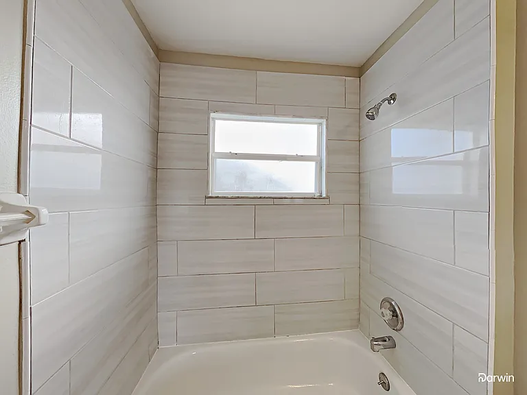 5637 Loma Vista Ct — Photo 18