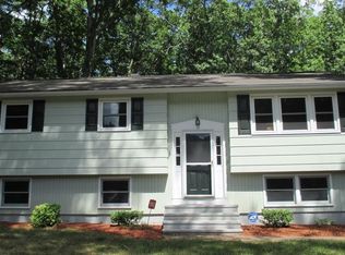 16 Sleigh Rd, Chelmsford, MA 01824