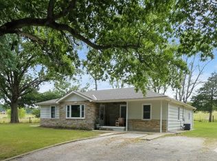 3304 S Outer Belt Rd, Oak Grove, MO 64075