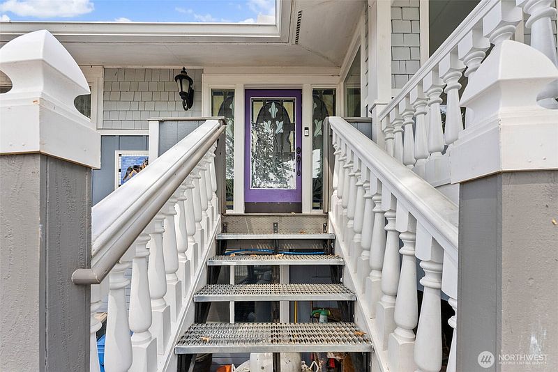 5th image of 115 Riverview Drive