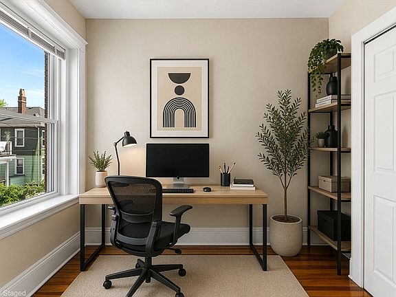 4th image of 16 Leavitt St #2