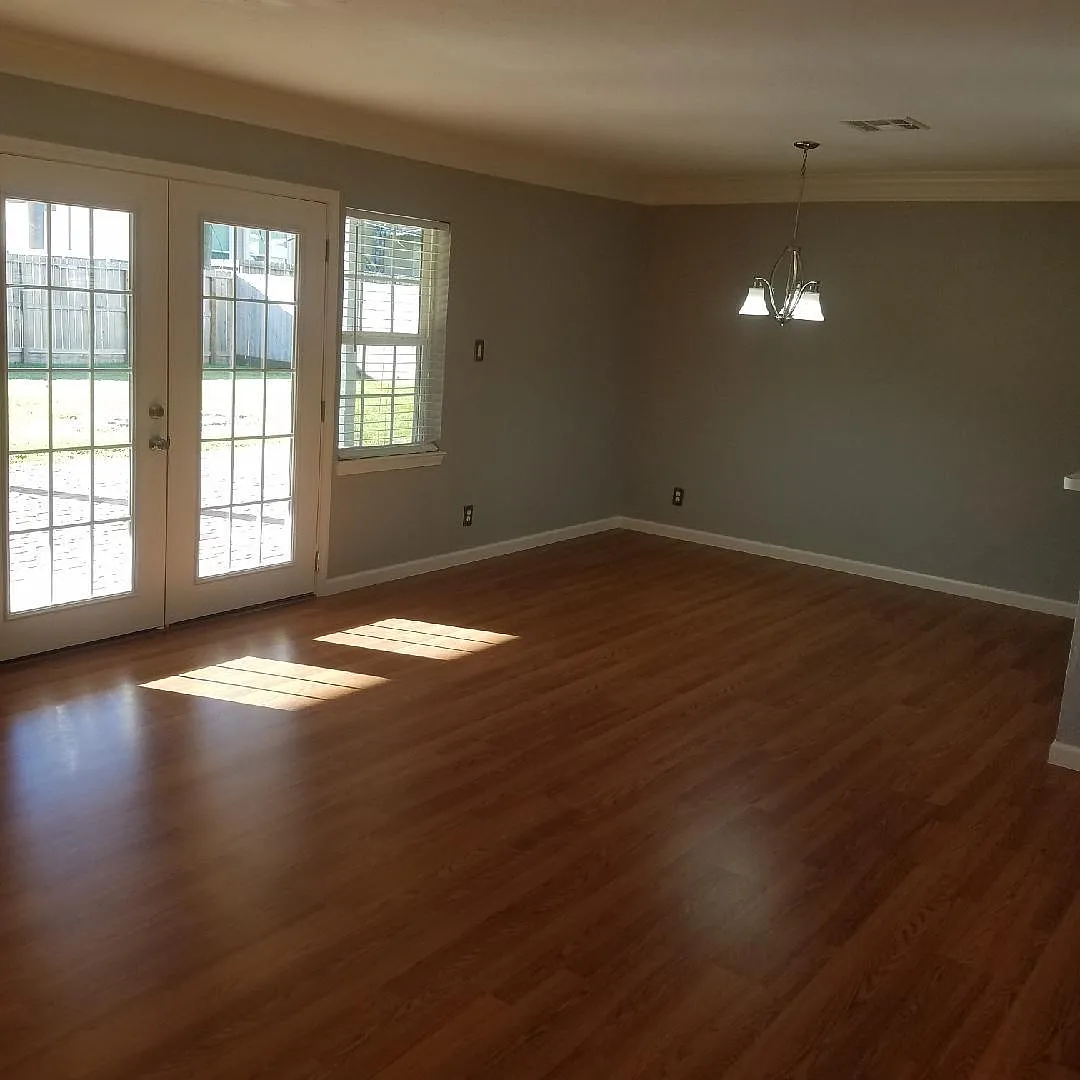 3 bed, 1400 sqft, $2,600 — Photo 3
