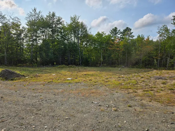38 Walker Road, Madison, ME 04950