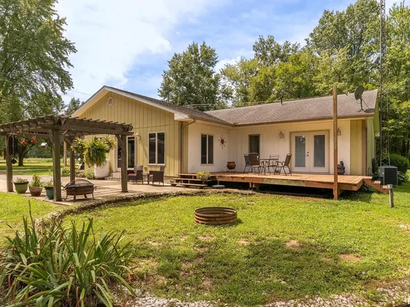 4948 Whaley St, Mulkeytown, IL 62865