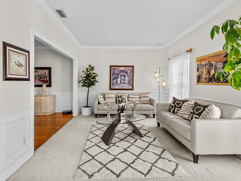10002 Hunt Cliff Dr — Photo 12