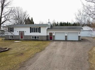919 Merry Ln, Milladore, WI 54454