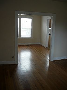 2nd image of 2927 Highland Ave S APT 11
