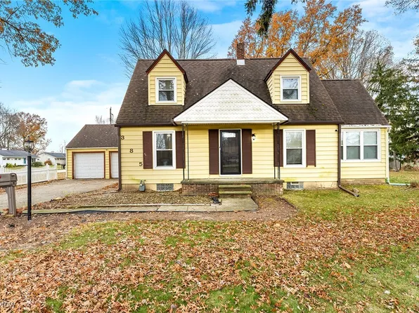 385 Hilliard Rd, Elyria, OH 44035