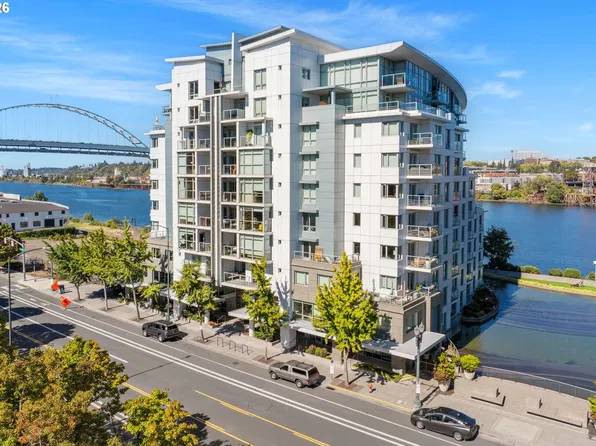 1310 NW Naito Pkwy Unit 200, Portland, OR 97209