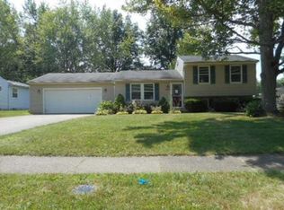 1818 Clearbrook Dr, Stow, OH 44224