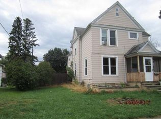 172 5th St, Fond Du Lac, WI 54935