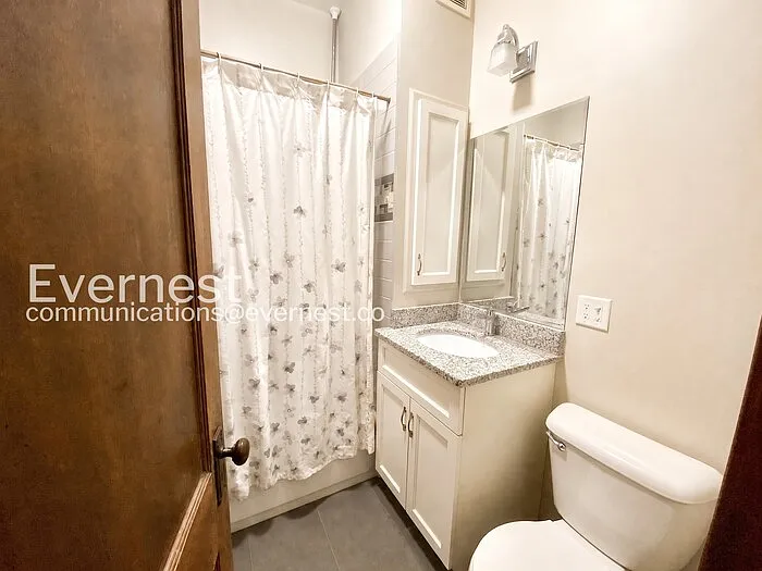 3822 N Kenmore Ave #1 — Photo 10