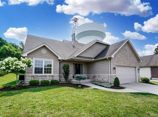 314 Hillcrest Dr, Springboro, OH