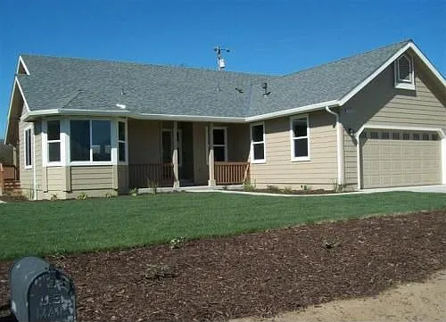 13837 Horseshoe Rd photo 1