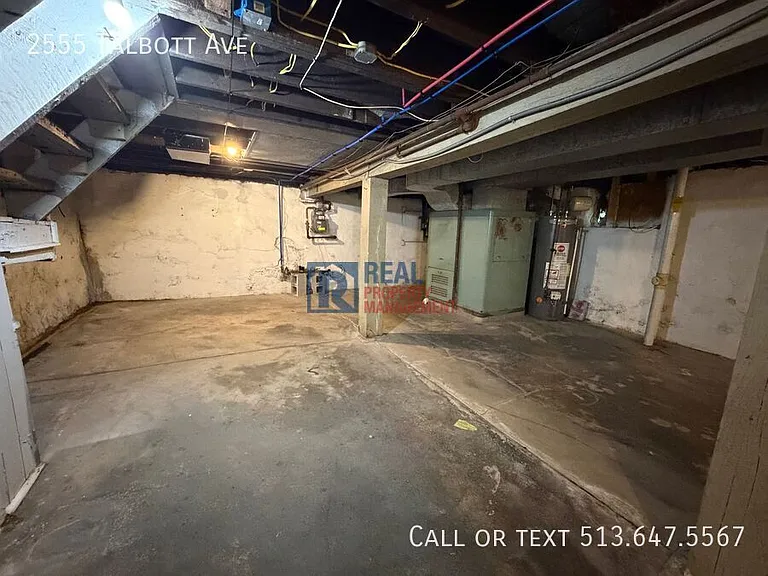 2555 Talbott Ave — Photo 15