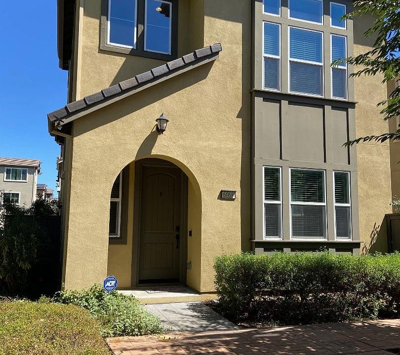 1st image of 6068 Golden Vista Dr