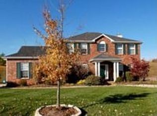 17861 Wilderness Cliff Ct, Chesterfield, MO 63005