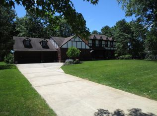 185 Richdale Rd, Colts Neck, NJ 07722