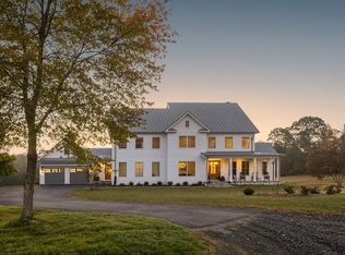 5605 Pleasant Valley Rd, Centreville, VA 20120