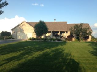 4286 N Graham Rd, Freeland, MI 48623