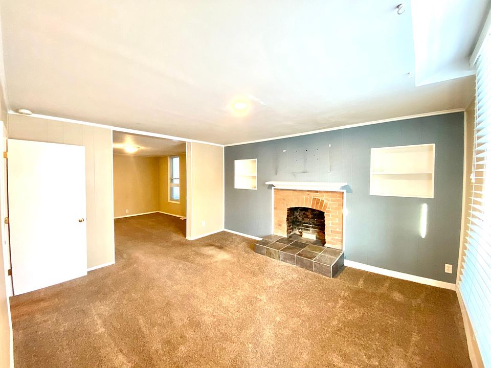 1st image of 2109 E 16th Ave APT 1