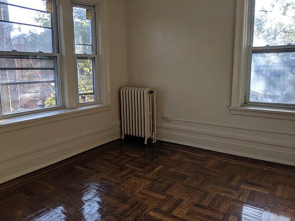 2nd image of 2671 Kennedy Blvd APT 26