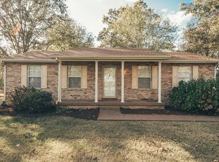 557 South Rd, Cottontown, TN 37048