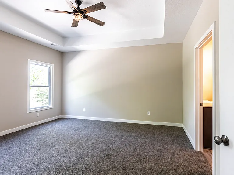 1205 Stonehaven Dr — Photo 15