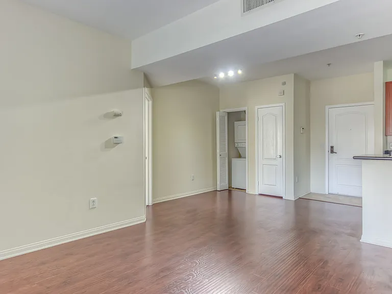 The Mission Apartments — Photo 2