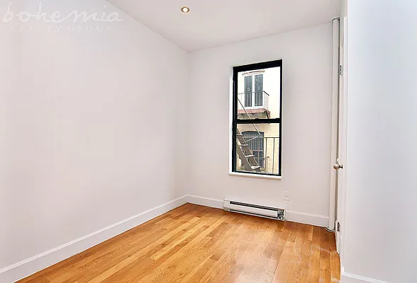 Rented by Bohemia Realty Group | media 4