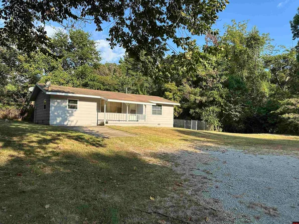 201 N 7th St, Flippin, AR 72634