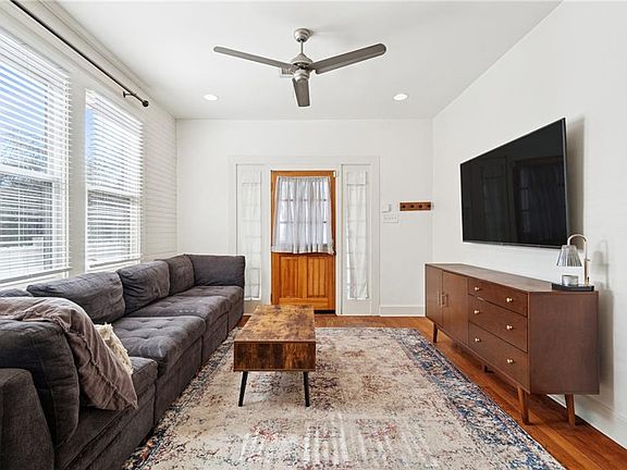 3rd image of 1825-27 Cambronne St