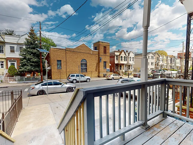 363 Forrest St #1 — Photo 12