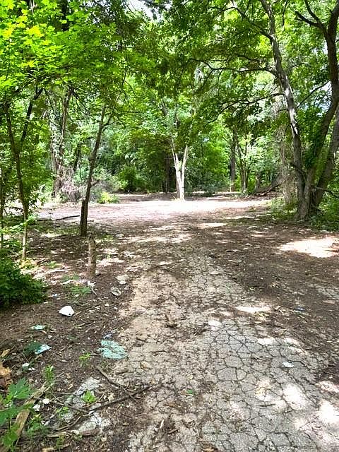 2nd image of N Beard St Lot 999